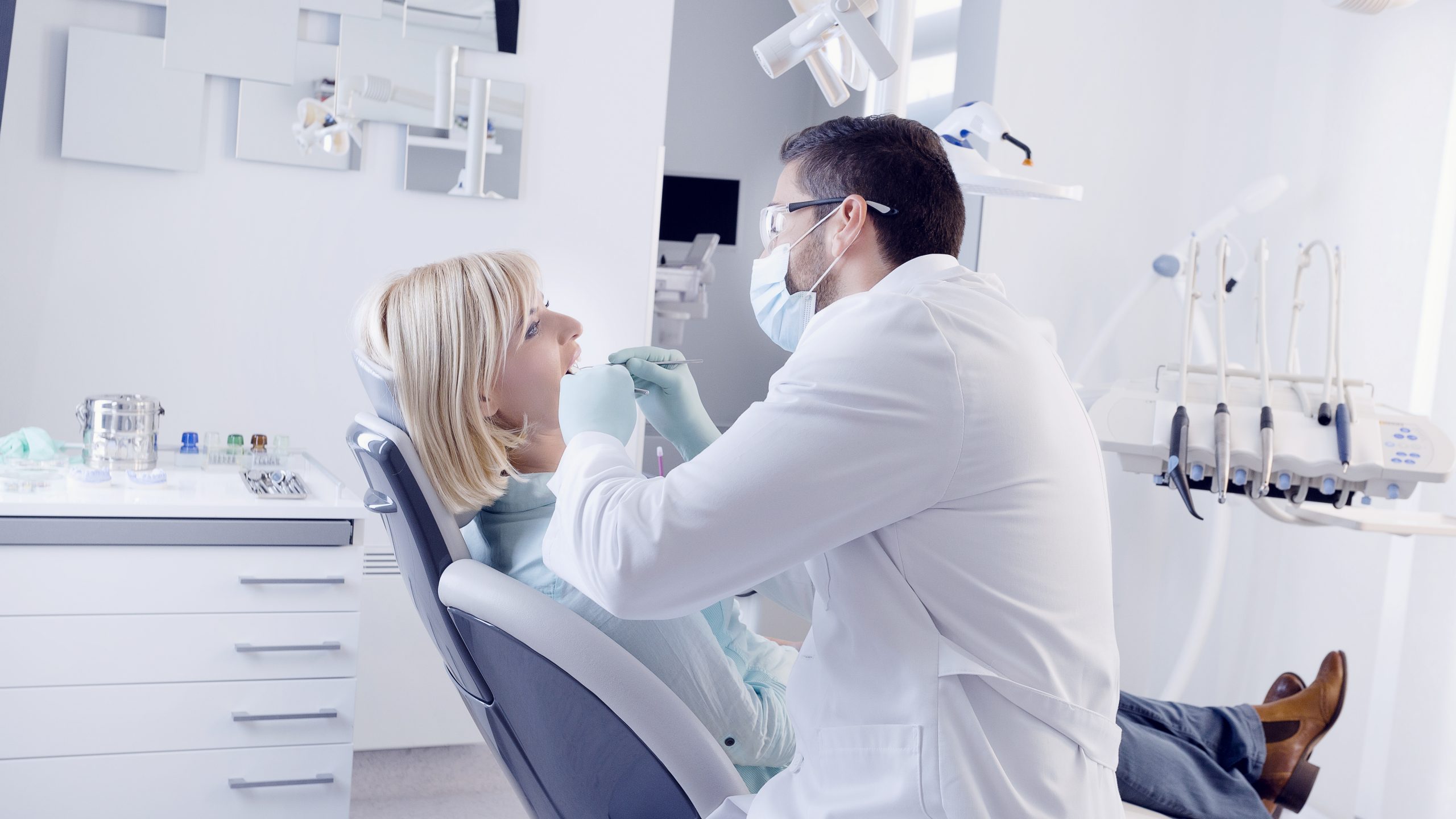 Dentist in West Hills, CA
